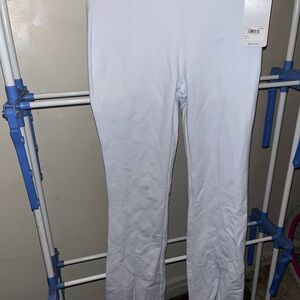 ALO Yoga White High-Waist Flutter Legging